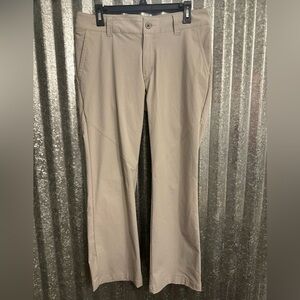 Columbia Khaki Pants - Size 10